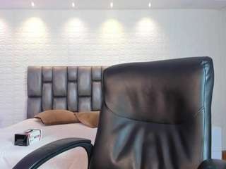gretafoster live webcam show