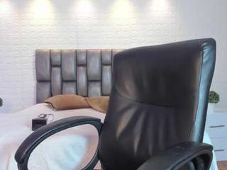 gretafoster live webcam show