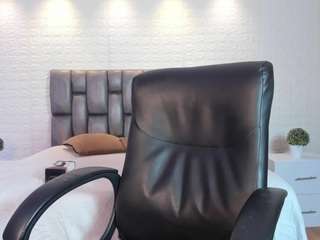gretafoster's live room