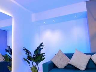 gretafoster's live room