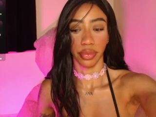 lindseycoxx