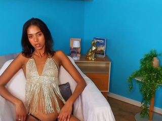 suzie-mayers live profile