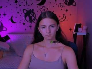 caroline-honeyy1