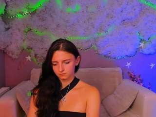 caroline-honeyy1 live webcam show