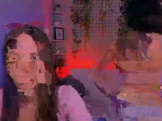 caroline-honeyy1 live profile