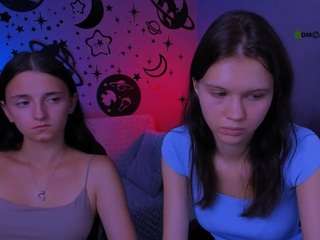 caroline-honeyy1 live webcam show