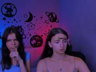 caroline-honeyy1 live webcam show