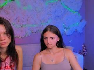 caroline-honeyy1 live webcam show