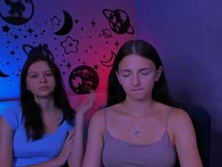 caroline-honeyy1