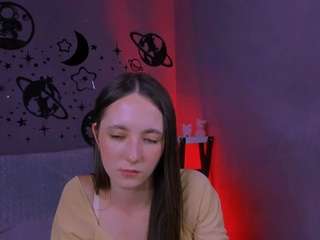 Live cam show with caroline-honeyy1