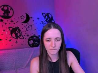caroline-honeyy1