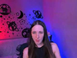 caroline-honeyy1