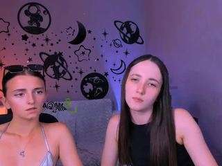 caroline-honeyy1