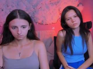 caroline-honeyy1