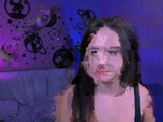 caroline-honeyy1