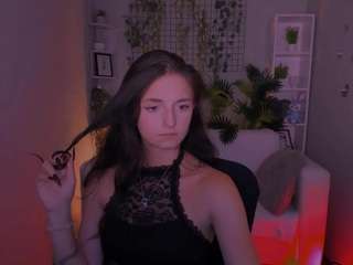 caroline-honeyy1