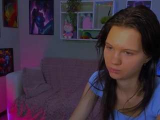 caroline-honeyy1