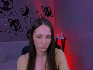 caroline-honeyy1
