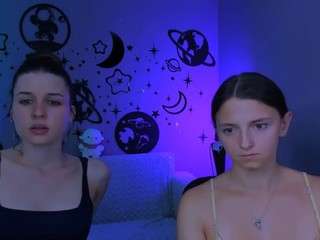 caroline-honeyy1