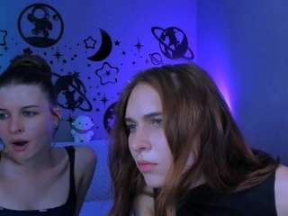 caroline-honeyy1