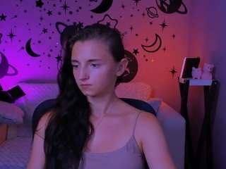 caroline-honeyy1