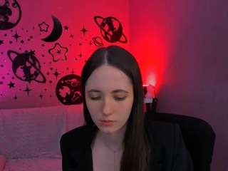 caroline-honeyy1