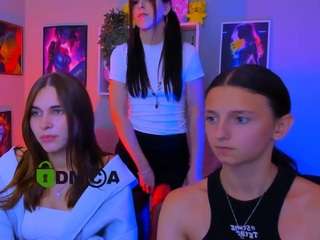 caroline-honeyy1