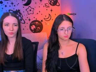 caroline-honeyy1