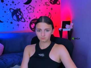 caroline-honeyy1 live cam preview