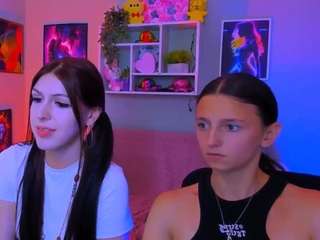 caroline-honeyy1