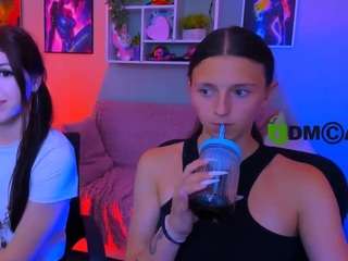 caroline-honeyy1