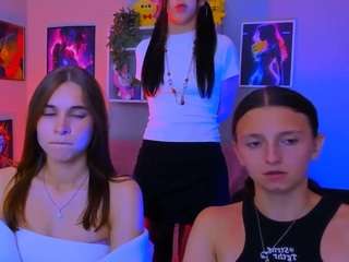 caroline-honeyy1