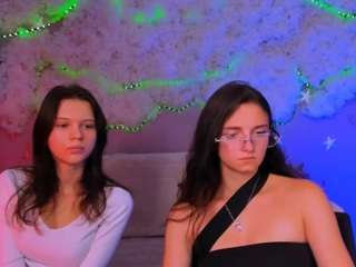 caroline-honeyy1