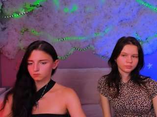 caroline-honeyy1