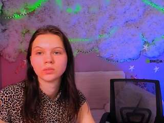 caroline-honeyy1