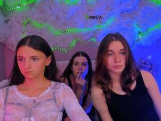 caroline-honeyy1