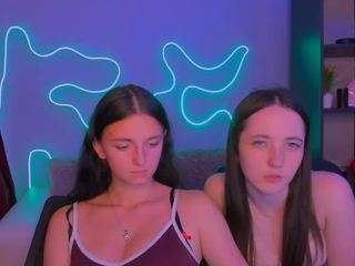 caroline-honeyy1
