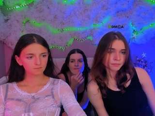 caroline-honeyy1