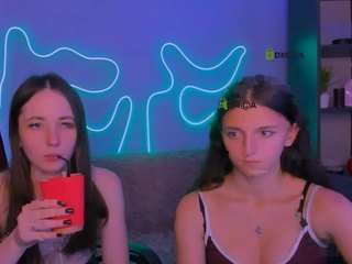 caroline-honeyy1