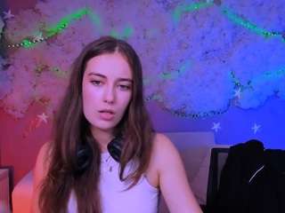 caroline-honeyy1