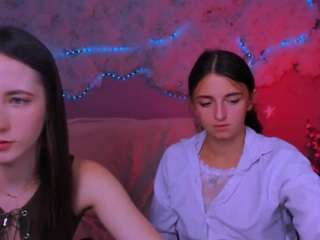 caroline-honeyy1