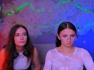 caroline-honeyy1