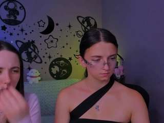 caroline-honeyy1