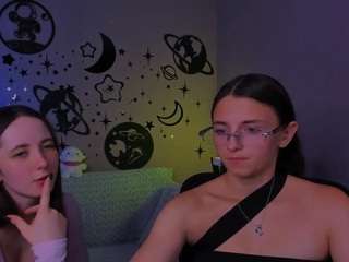 caroline-honeyy1