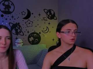 caroline-honeyy1