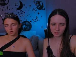 caroline-honeyy1