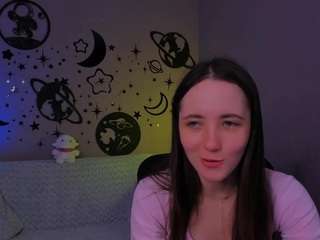 caroline-honeyy1