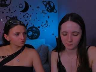 caroline-honeyy1