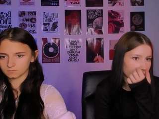 caroline-honeyy1