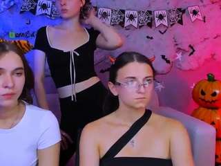 caroline-honeyy1